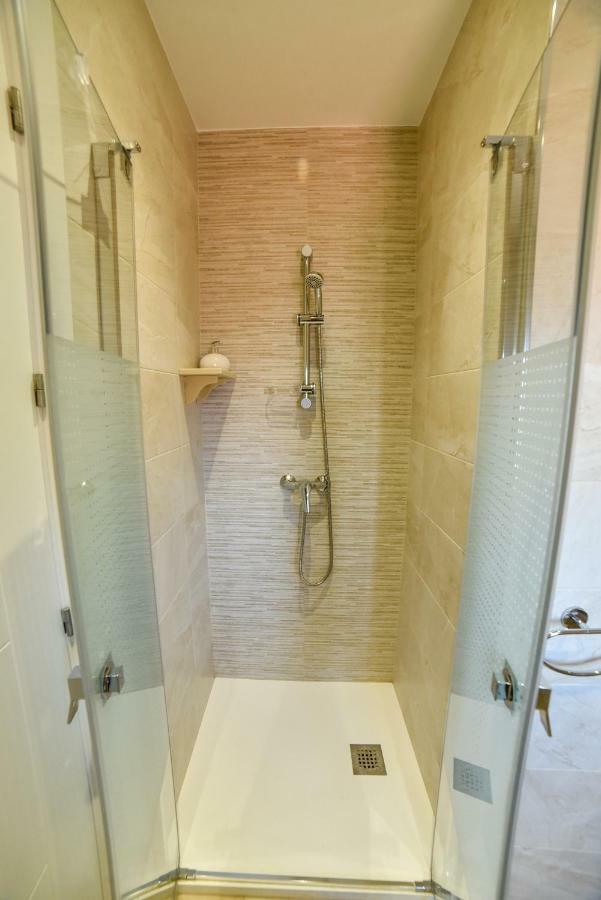 Alohamundi Arjona Apartment Seville Luaran gambar