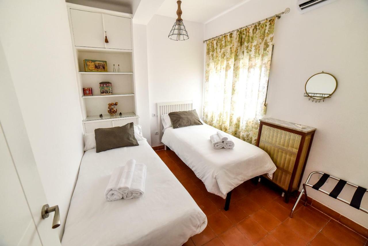 Alohamundi Arjona Apartment Seville Luaran gambar