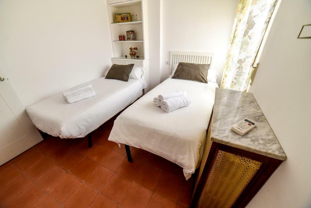 Alohamundi Arjona Apartment Seville Luaran gambar